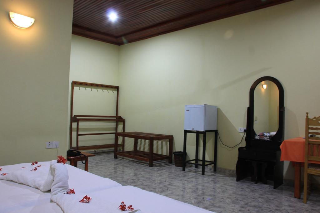 วิลา ซาฟารี Hotel ทิซซามาฮารามา ภายนอก รูปภาพ